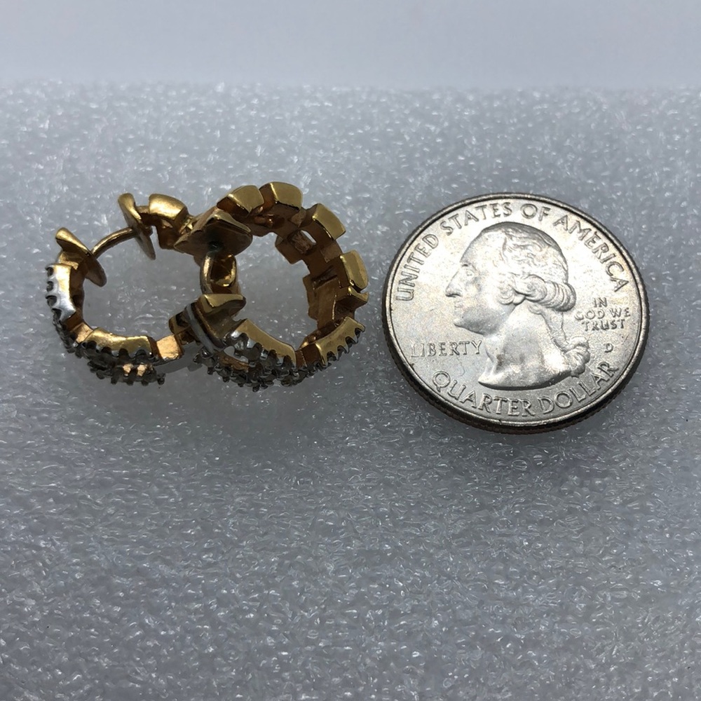 VTG Square Link Pavé Hoop Earrings - Picture 6 of 8